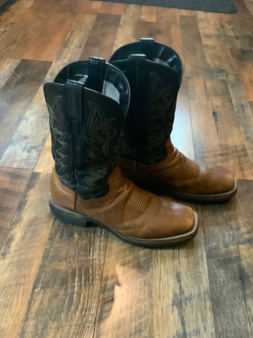 DAN POST MEN'S WESTERN COWBOY CERTIFIED BOLDON SIZE 10